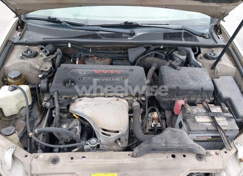 Photo 10 of 2002 Toyota Camry LE (VIN 4T1BE32K22U529550)