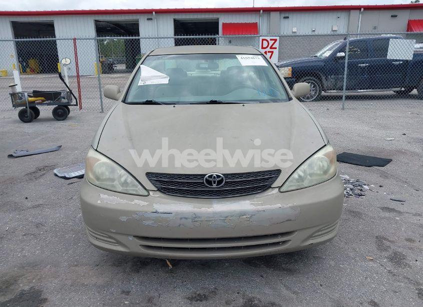 Photo 6 of 2002 Toyota Camry LE (VIN 4T1BE32K22U529550)
