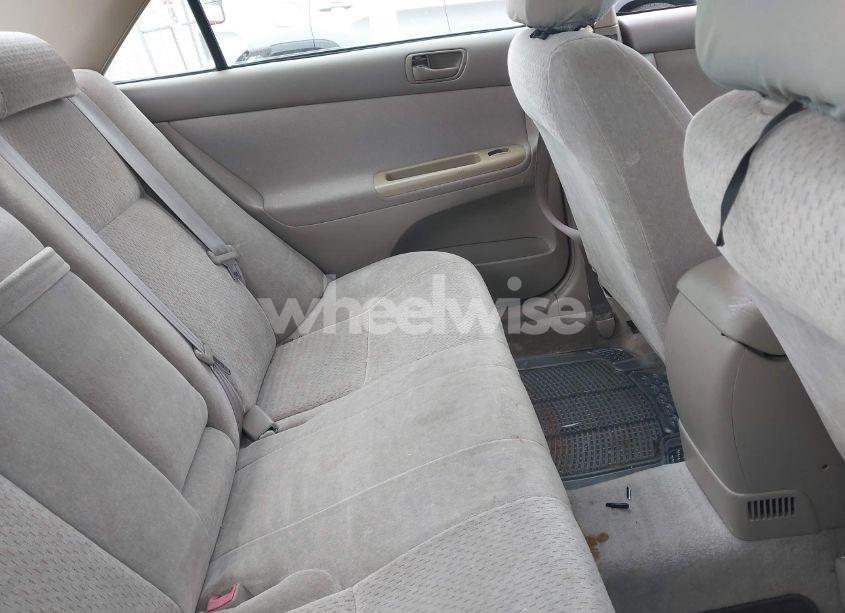 Photo 8 of 2002 Toyota Camry LE (VIN 4T1BE32K22U529550)