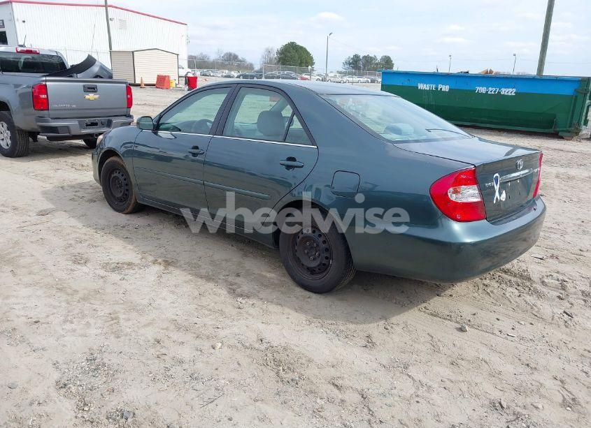 Photo 3 of 2002 Toyota Camry LE (VIN 4T1BE32K22U535607)