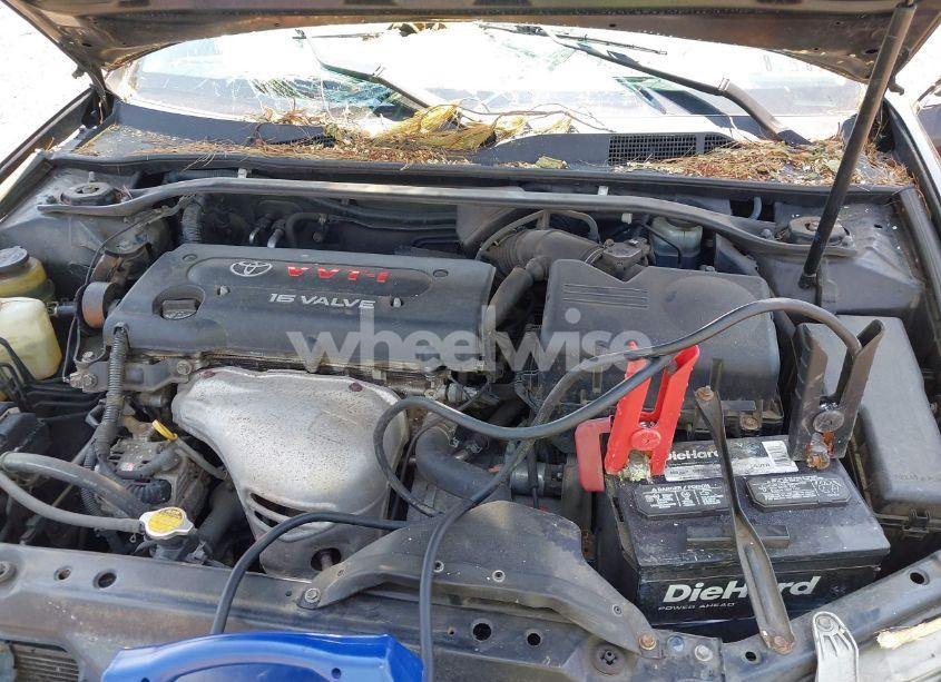 Photo 10 of 2002 Toyota Camry SE (VIN 4T1BE32K22U553797)