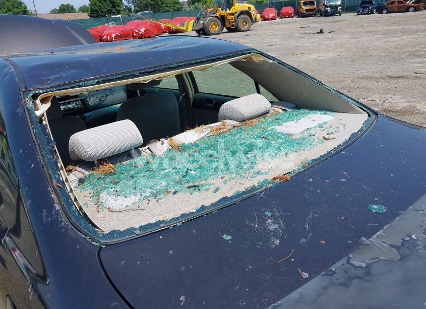 Photo 12 of 2002 Toyota Camry SE (VIN 4T1BE32K22U553797)