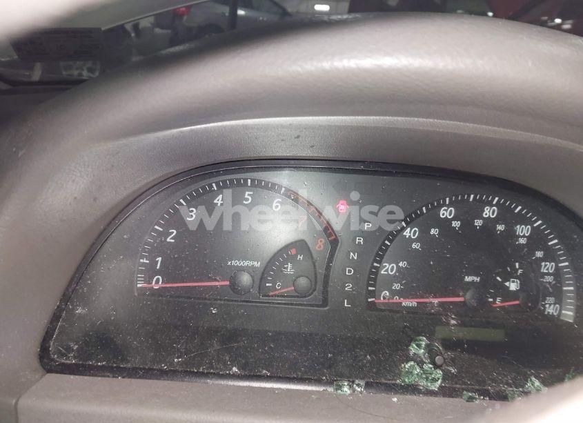 Photo 7 of 2002 Toyota Camry LE (VIN 4T1BE32K22U575069)