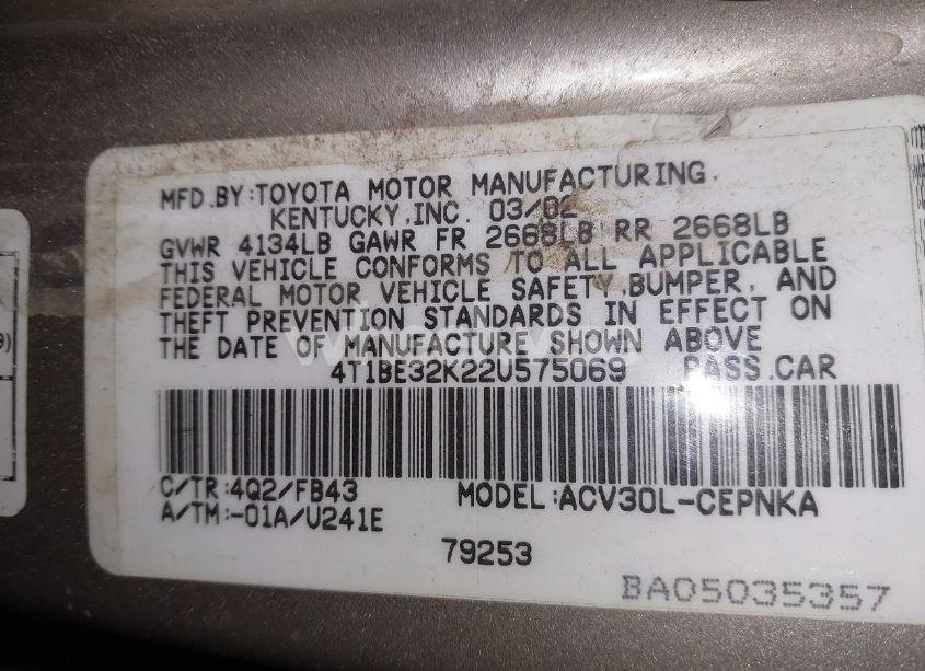 Photo 9 of 2002 Toyota Camry LE (VIN 4T1BE32K22U575069)