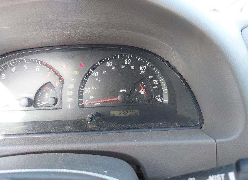 Photo 7 of 2002 Toyota Camry LE (VIN 4T1BE32K22U580563)