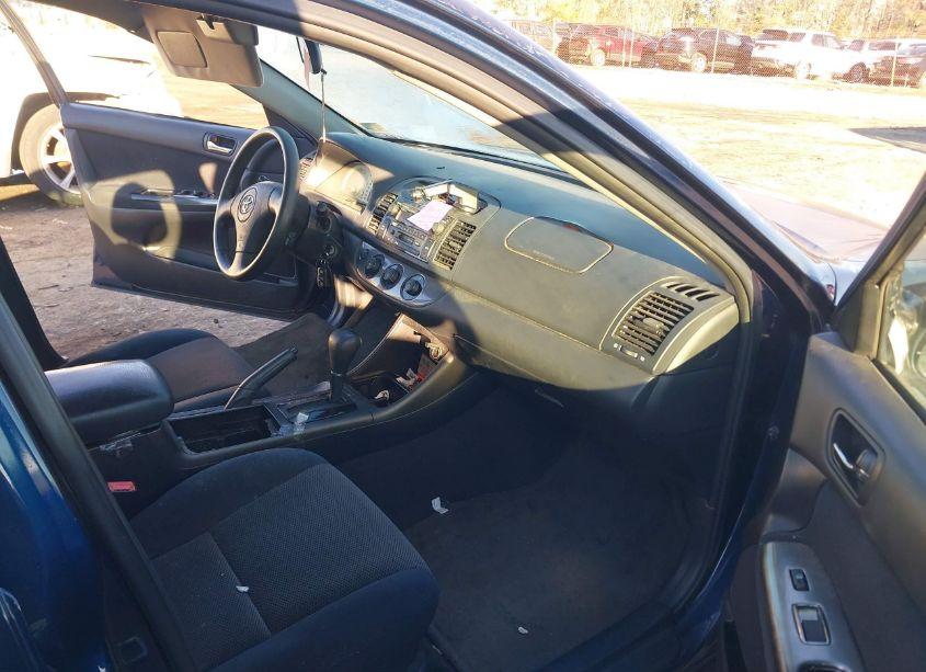 Photo 5 of 2002 Toyota Camry SE (VIN 4T1BE32K22U587786)