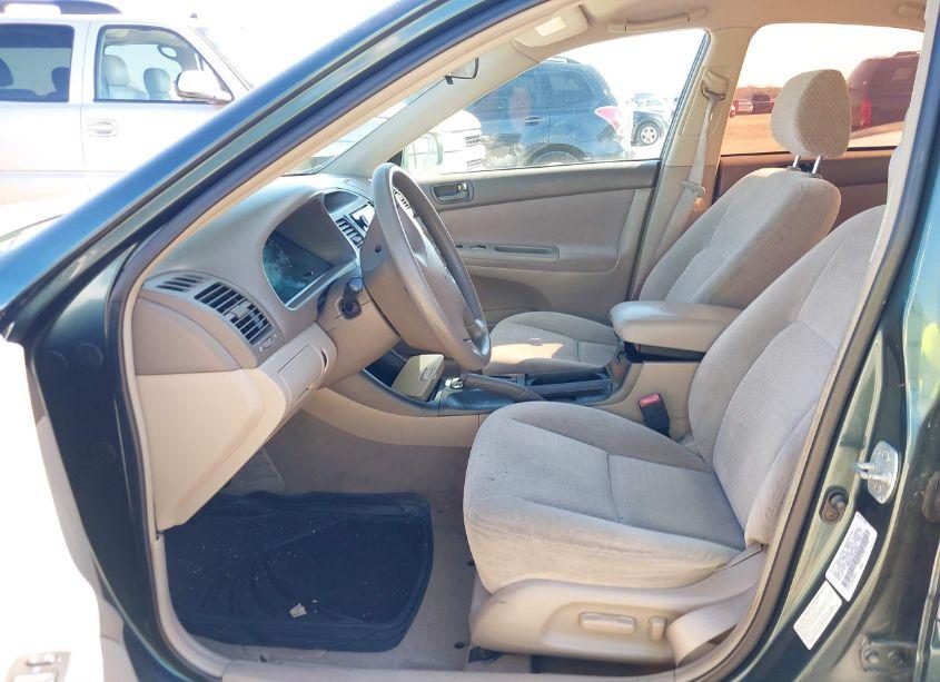 Photo 14 of 2002 Toyota Camry LE (VIN 4T1BE32K22U636663)