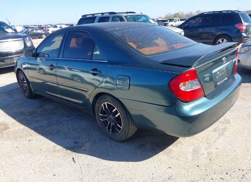 Photo 3 of 2002 Toyota Camry LE (VIN 4T1BE32K22U636663)