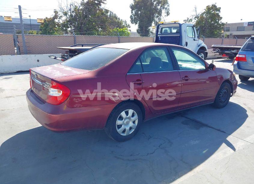 Photo 4 of 2003 Toyota Camry LE (VIN 4T1BE32K23U152137)