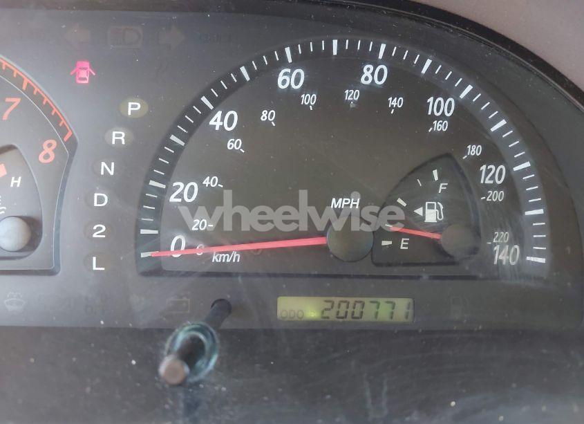 Photo 7 of 2003 Toyota Camry LE (VIN 4T1BE32K23U152137)