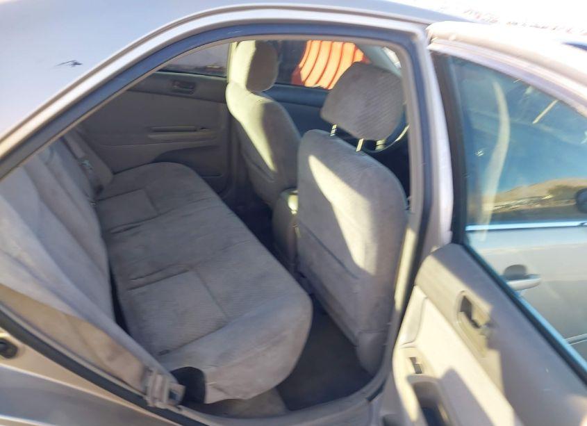 Photo 8 of 2003 Toyota Camry LE (VIN 4T1BE32K23U152705)