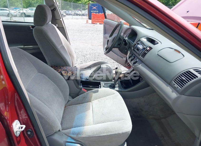 Photo 5 of 2003 Toyota Camry LE (VIN 4T1BE32K23U171657)