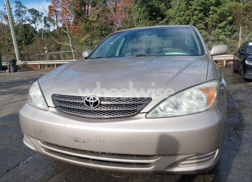 Photo 12 of 2003 Toyota Camry LE (VIN 4T1BE32K23U204009)