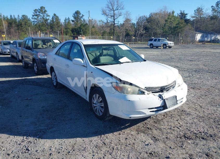 2003 Toyota Camry LE (VIN 4T1BE32K23U210098) main photo