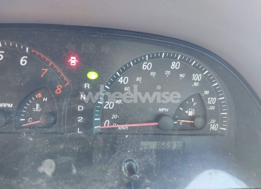Photo 7 of 2003 Toyota Camry LE (VIN 4T1BE32K23U210098)