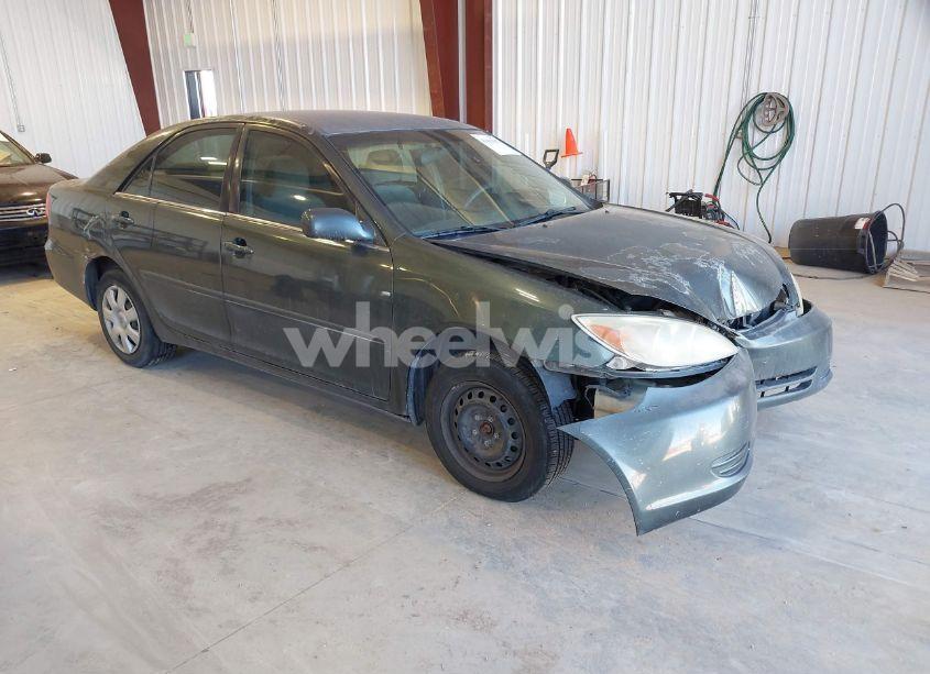 2003 Toyota Camry LE (VIN 4T1BE32K23U213602) main photo