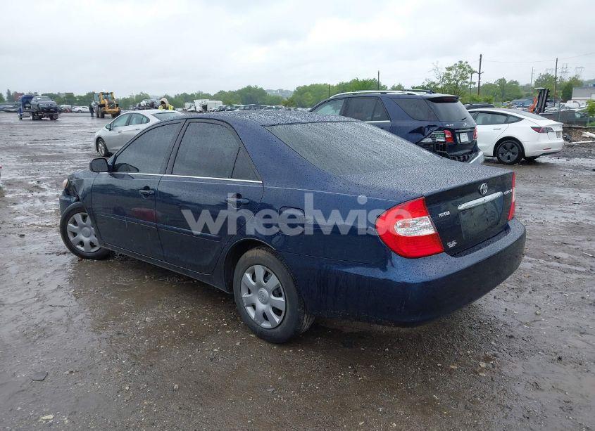 Photo 3 of 2003 Toyota Camry LE (VIN 4T1BE32K23U244929)