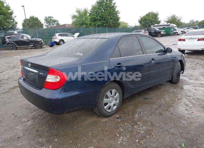 Photo 4 of 2003 Toyota Camry LE (VIN 4T1BE32K23U244929)