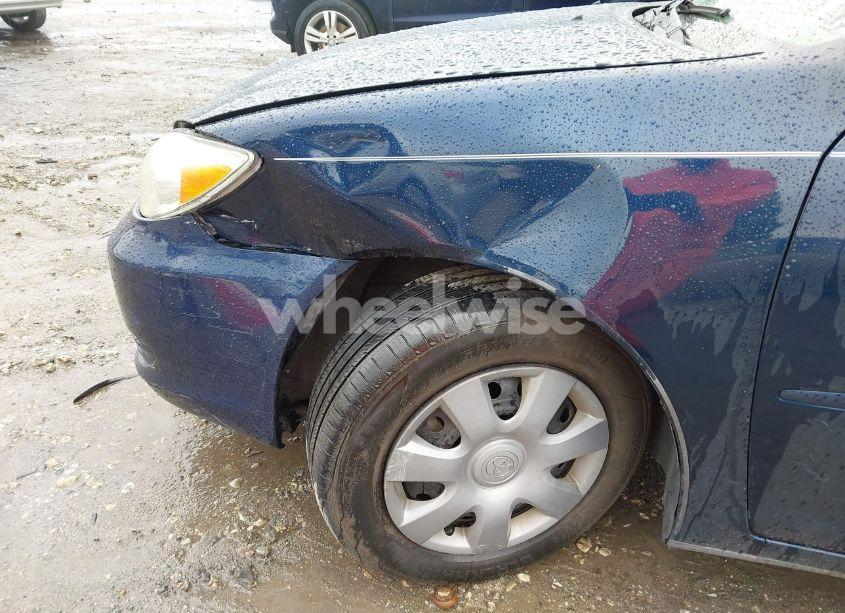 Photo 6 of 2003 Toyota Camry LE (VIN 4T1BE32K23U244929)