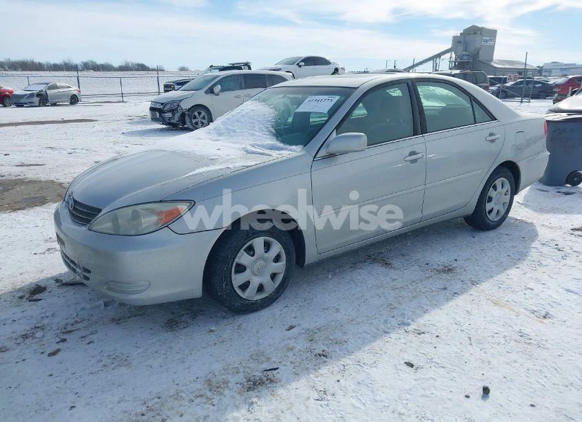 Photo 2 of 2003 Toyota Camry LE (VIN 4T1BE32K23U256644)
