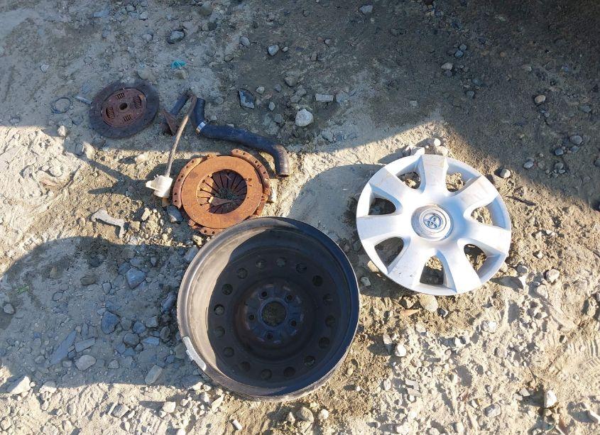 Photo 11 of 2003 Toyota Camry LE (VIN 4T1BE32K23U647275)