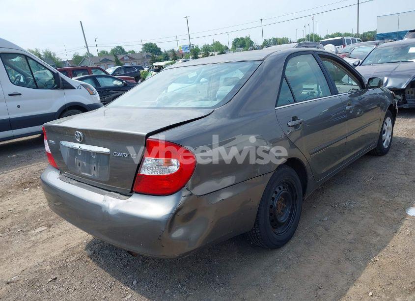 Photo 4 of 2003 Toyota Camry LE (VIN 4T1BE32K23U690370)