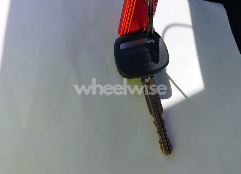 Photo 11 of 2003 Toyota Camry LE (VIN 4T1BE32K23U696220)