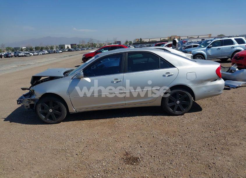 Photo 14 of 2003 Toyota Camry LE (VIN 4T1BE32K23U726090)