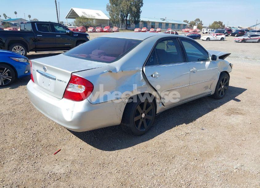 Photo 4 of 2003 Toyota Camry LE (VIN 4T1BE32K23U726090)