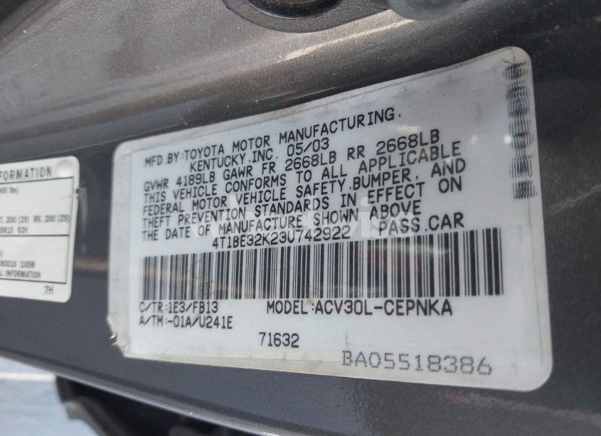 Photo 9 of 2003 Toyota Camry LE (VIN 4T1BE32K23U742922)