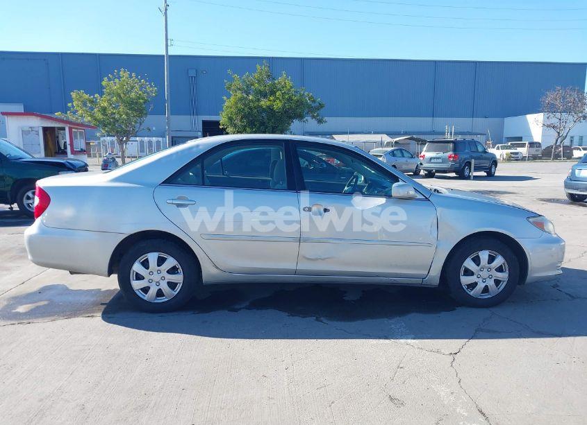 Photo 14 of 2003 Toyota Camry LE (VIN 4T1BE32K23U742970)