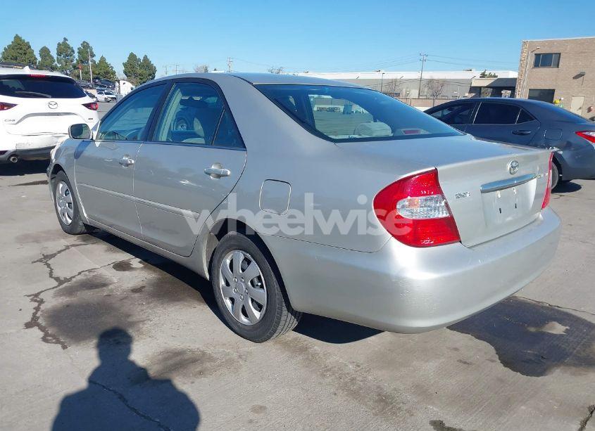 Photo 3 of 2003 Toyota Camry LE (VIN 4T1BE32K23U742970)