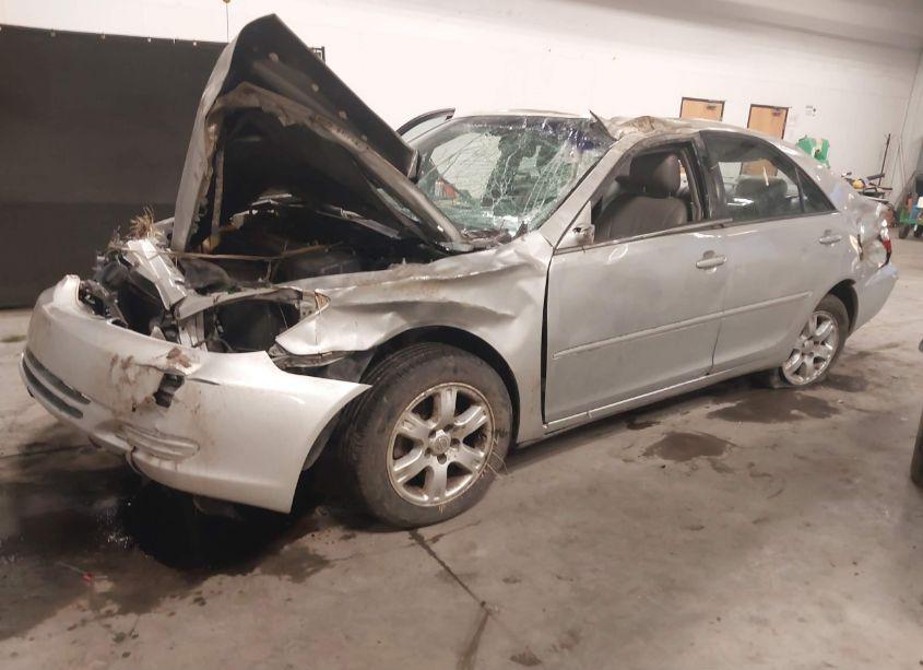 Photo 2 of 2003 Toyota Camry LE (VIN 4T1BE32K23U751667)