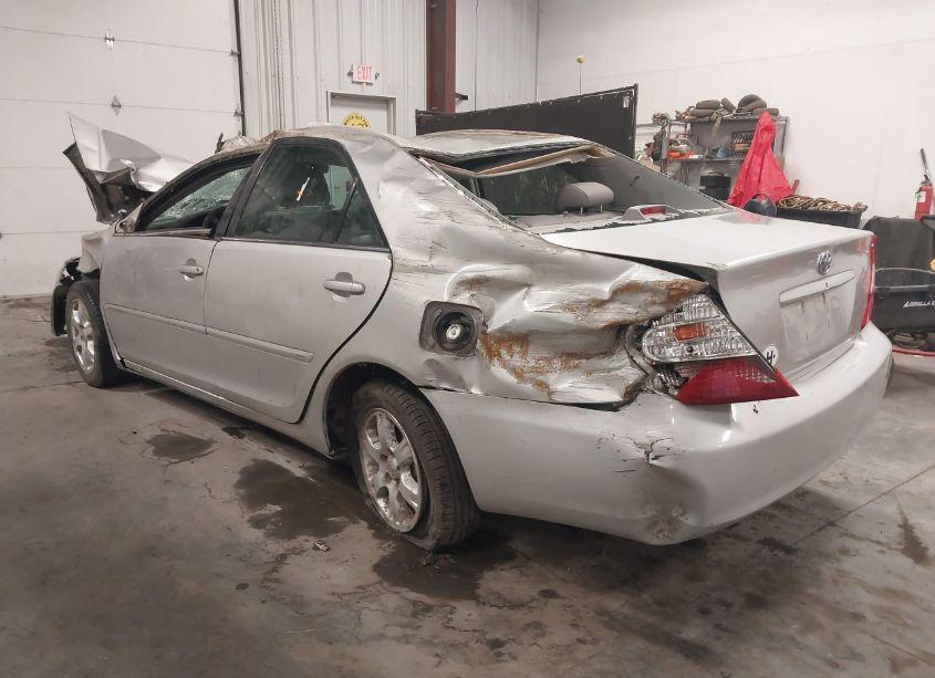 Photo 3 of 2003 Toyota Camry LE (VIN 4T1BE32K23U751667)