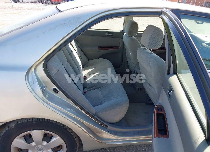 Photo 8 of 2003 Toyota Camry XLE (VIN 4T1BE32K23U756965)