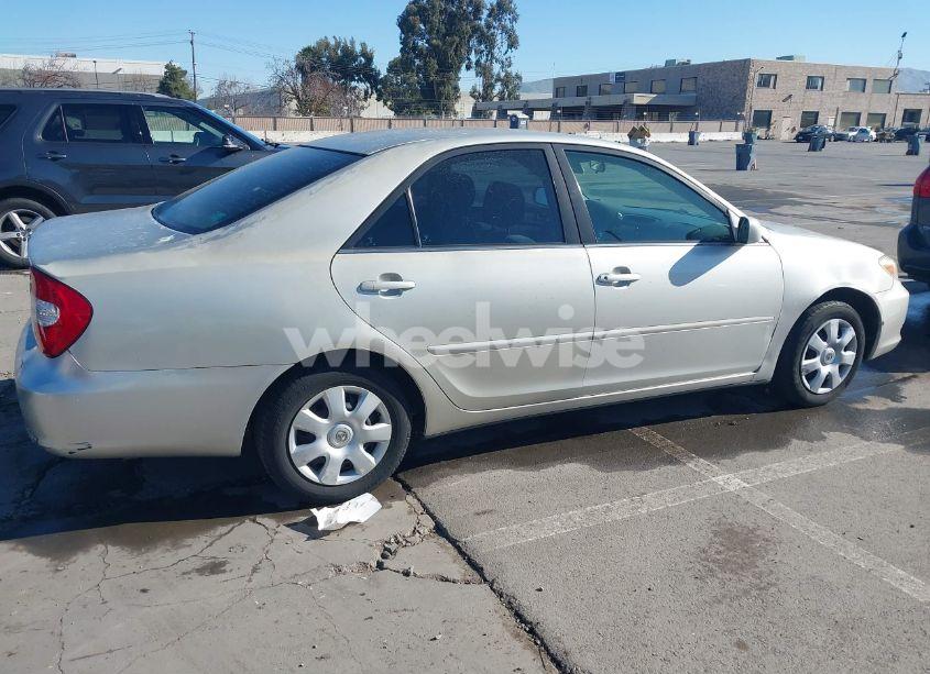 Photo 4 of 2003 Toyota Camry LE (VIN 4T1BE32K23U765603)