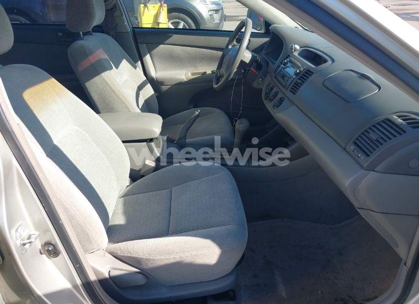 Photo 5 of 2003 Toyota Camry LE (VIN 4T1BE32K23U765603)