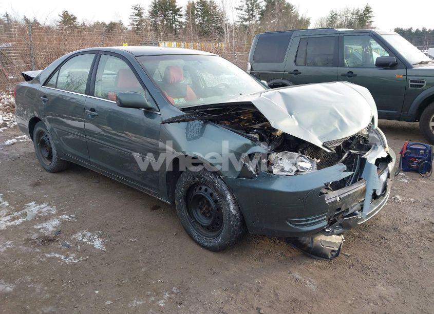 2003 Toyota Camry LE (VIN 4T1BE32K23U768663) main photo