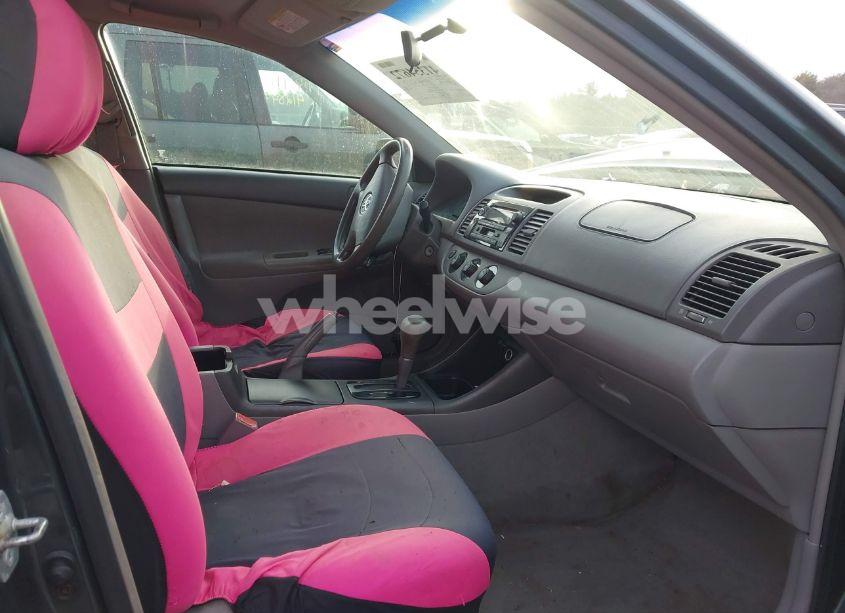 Photo 5 of 2003 Toyota Camry LE (VIN 4T1BE32K23U768663)