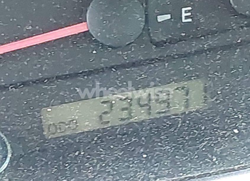 Photo 15 of 2003 Toyota Camry LE (VIN 4T1BE32K23U769831)