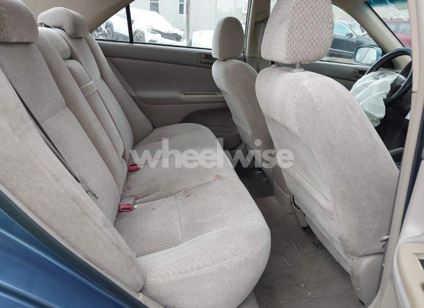 Photo 8 of 2003 Toyota Camry LE (VIN 4T1BE32K23U769831)