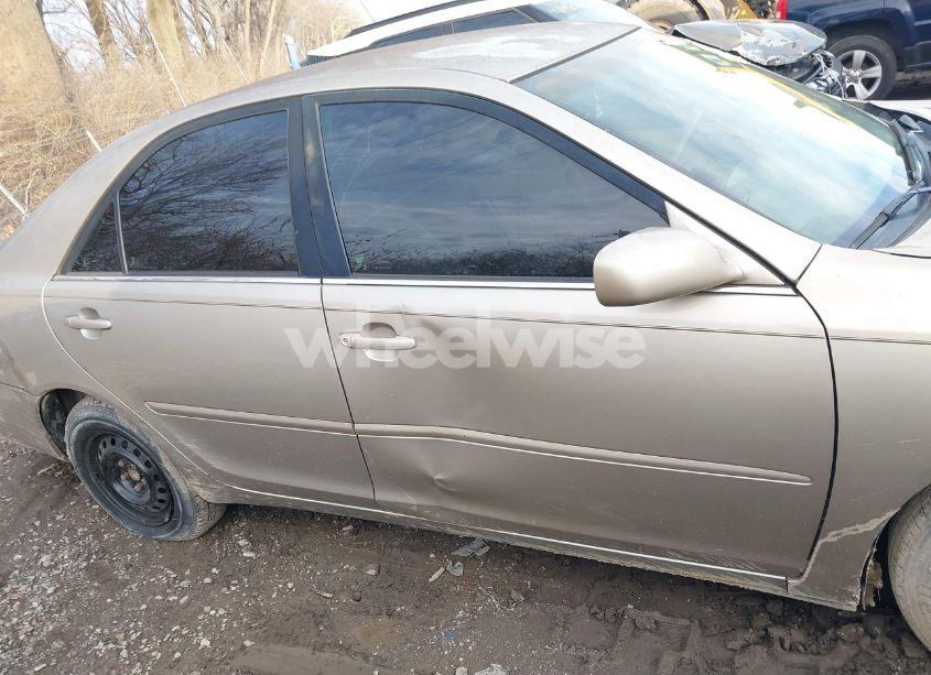 Photo 13 of 2003 Toyota Camry LE (VIN 4T1BE32K23U774947)