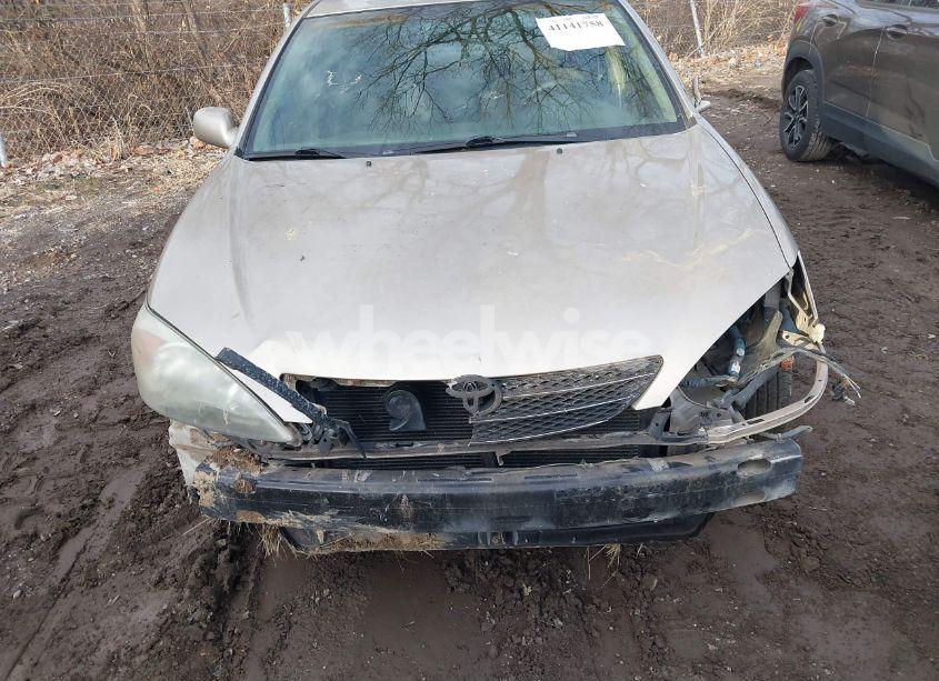 Photo 6 of 2003 Toyota Camry LE (VIN 4T1BE32K23U774947)