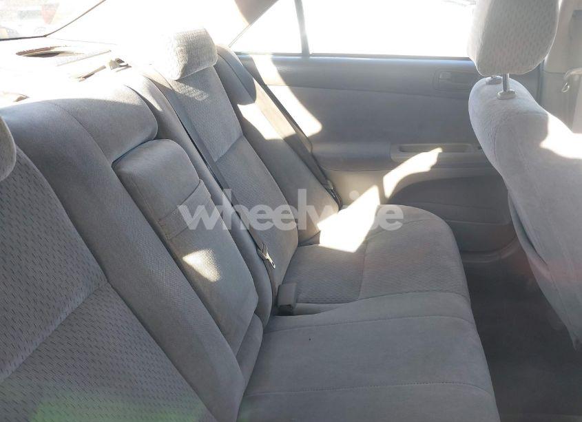 Photo 8 of 2003 Toyota Camry LE (VIN 4T1BE32K23U785060)