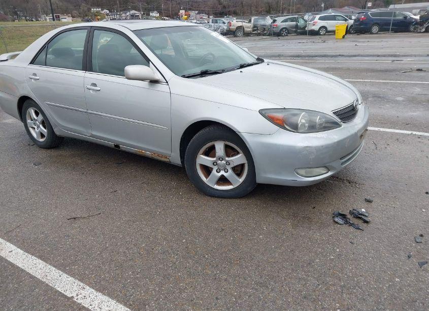 Photo 12 of 2004 Toyota Camry SE (VIN 4T1BE32K24U270755)