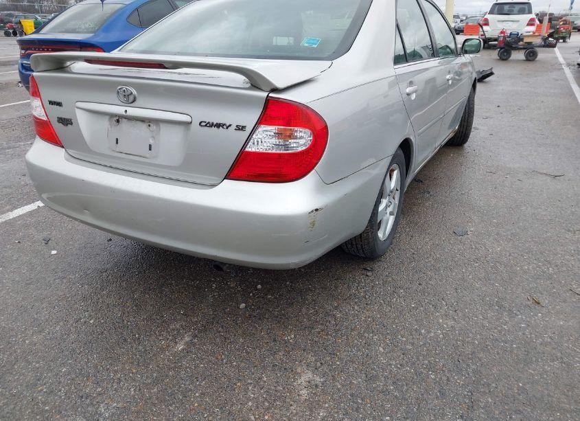 Photo 13 of 2004 Toyota Camry SE (VIN 4T1BE32K24U270755)