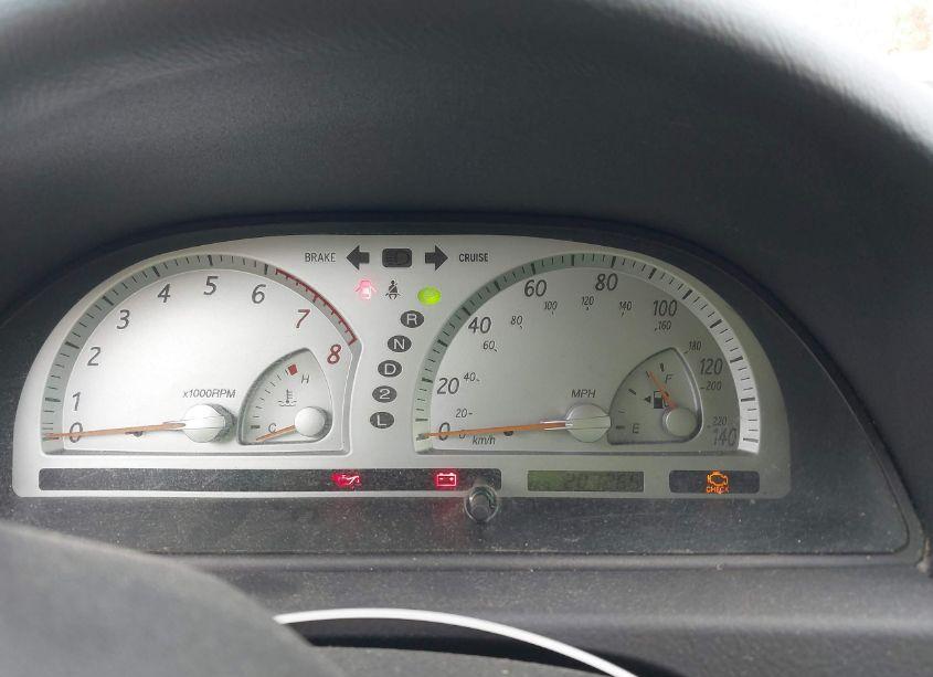 Photo 7 of 2004 Toyota Camry SE (VIN 4T1BE32K24U358625)