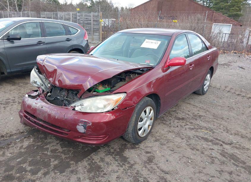 Photo 2 of 2004 Toyota Camry LE (VIN 4T1BE32K24U358964)