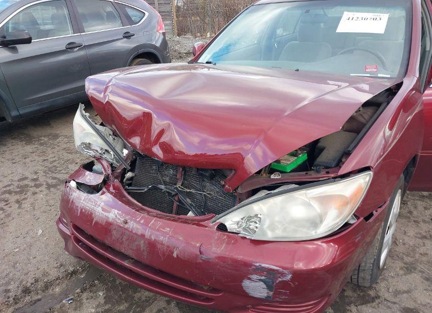 Photo 6 of 2004 Toyota Camry LE (VIN 4T1BE32K24U358964)