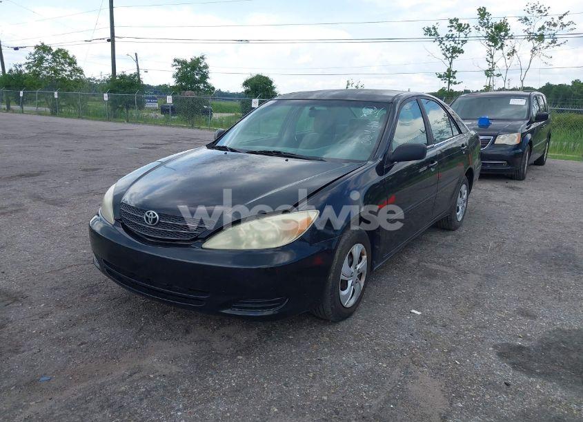 Photo 2 of 2004 Toyota Camry STD (VIN 4T1BE32K24U364411)